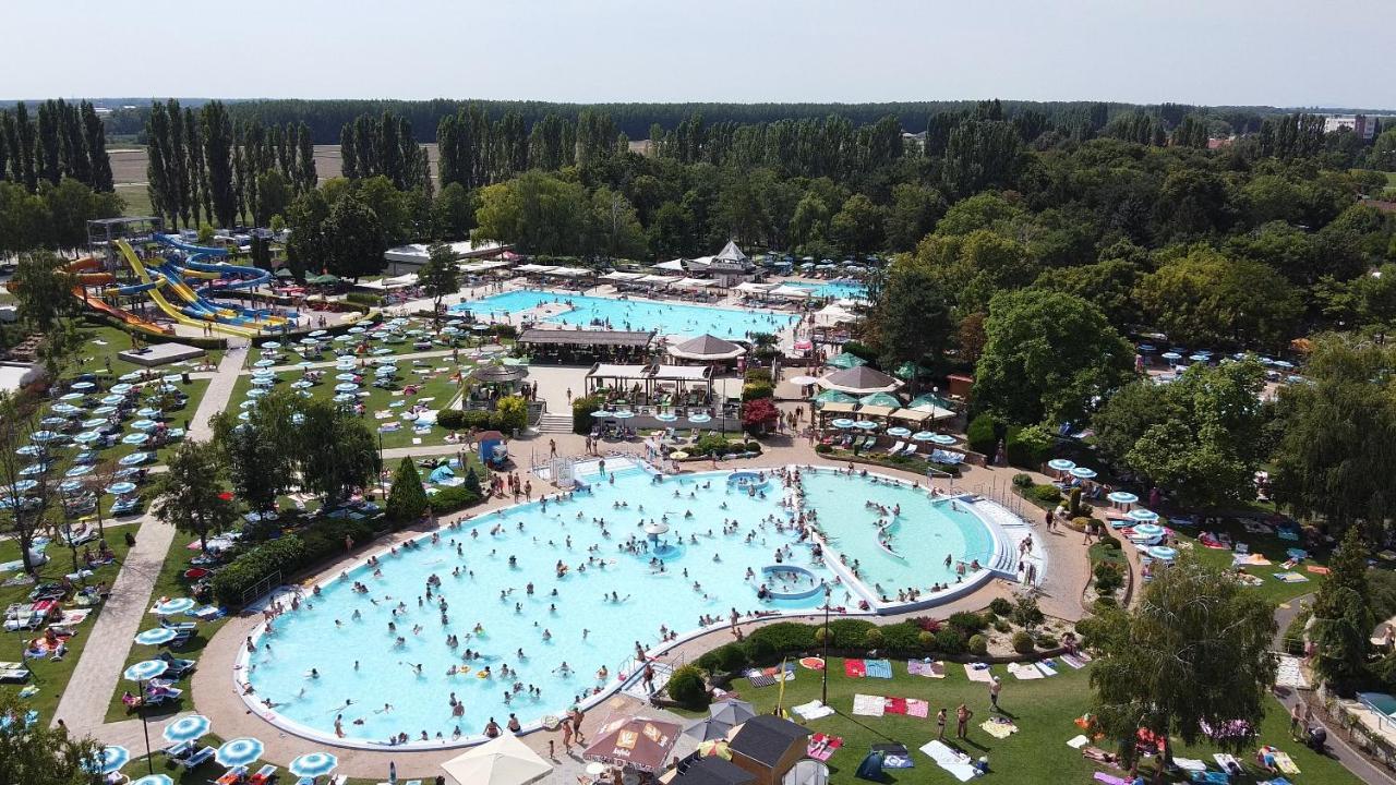 Appartamento Rivapark Dunajská Streda Esterno foto